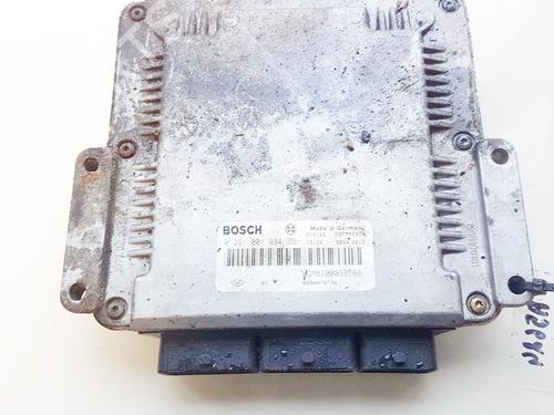 Used Engine control unit (ECU) Engine control unit (ECU) RENAULT MEGANE I (BA0/1_) 1.9 dCi (BA05, BA1F) (102 hp) 33098596 33098596