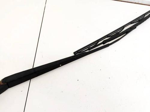 Used Front windshield wiper arm Front windshield wiper arm TOYOTA YARIS (_P1_) 1.0 (SCP10_, SCP10R) (68 hp) 32940216 32940216