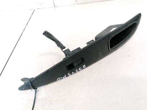 switch-nissan-primera-hatchback-p12-2002-32882050 main image