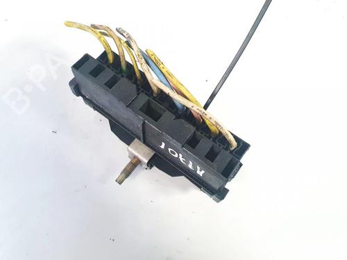 Used Fuse box Fuse box PEUGEOT 807 (EB_) 2.2 HDi (128 hp) 32895179 32895179