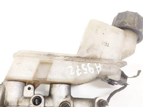 Used Brake fluid reservoir Brake fluid reservoir 35214146 35214146