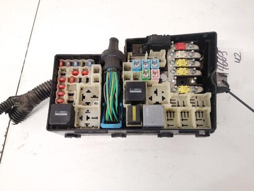 Used Fuse box Fuse box FORD FOCUS C-MAX (DM2) 1.6 TDCi (109 hp) 32894699 32894699
