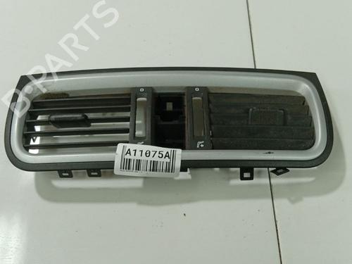 Used Air vent Air vent HONDA ACCORD VII (CL, CN) 2.2 i-CTDi (CN1) (140 hp) 33488311 33488311