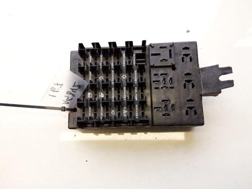 Used Fuse box Fuse box ALFA ROMEO 166 (936_) 2.4 JTD (936A2A__) (136 hp) 33063690 33063690