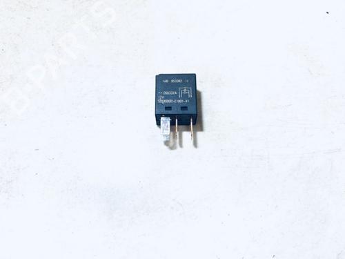 Used Electronic sensor Electronic sensor MITSUBISHI COLT VI (Z3_A, Z2_A) 1.3 (Z21A) (92 hp) 33067353 33067353