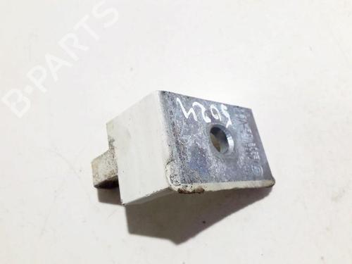 hingedoor-check-strap-bmw-5-e60-2001-2002-2003-2004-2005-2006-2007-2008-2009-2010-33524661 main image