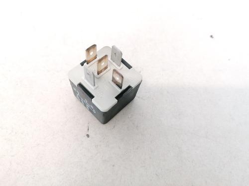 Electronic sensor OPEL ASTRA G Hatchback (T98) 2.0 DTI 16V (F08, F48) | BP33070459M84 - Image 2