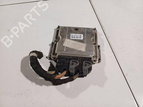Used Engine control unit (ECU) Engine control unit (ECU) RENAULT SCÉNIC I MPV (JA0/1_, FA0_) 1.9 dCi (JA05, JA1F) (102 hp) 32573650 32573650