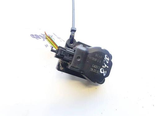 electronic-module-peugeot-307-3ac-2000-2001-2002-2003-2004-2005-2006-2007-2008-2009-2010-2011-2012-32927960 main image