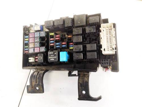 Used Fuse box MAZDA 6 Saloon (GG) 2.0 (GGEP, GG10) (141 hp) 32963488