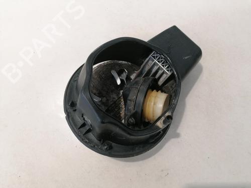 fuel-flap-kia-ceed-hatchback-ed-2006-2007-2008-2009-2010-2011-2012-35578537 main image