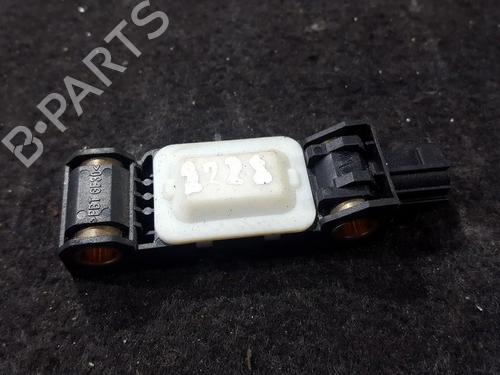Used Electronic module Electronic module NISSAN MICRA III (K12) 1.2 16V (80 hp) 33483490 33483490
