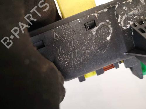 Fuse box OPEL SIGNUM Hatchback (Z03) 2.2 DTI (F48) | BP33489294E1 - Image 2