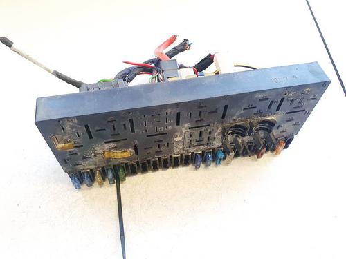 Used Fuse box Fuse box AUDI 80 B3 Saloon (893, 894, 8A2) 1.8 S (90 hp) 33082745 33082745