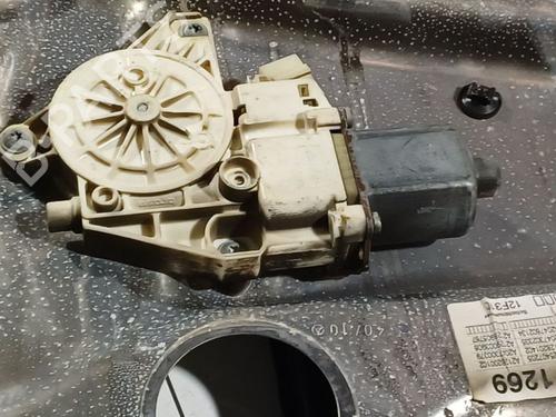 left-rear-window-motor-mercedes-benz-e-class-w212-2009-2010-2011-2012-2013-2014-2015-2016-34981358 main image