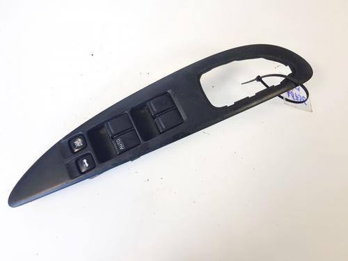 Used Switch NISSAN PRIMERA Hatchback (P12) 2.2 Di (126 hp) 33089885