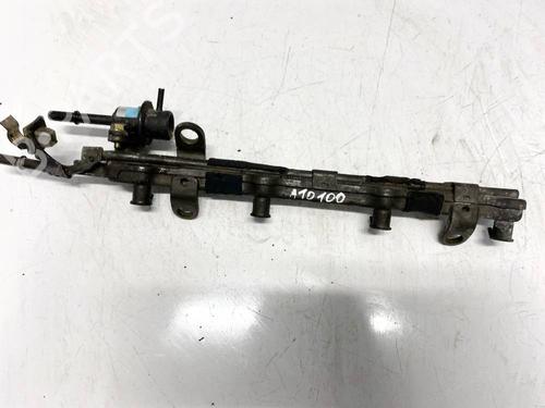 Used Injection rail Injection rail 35091664 35091664