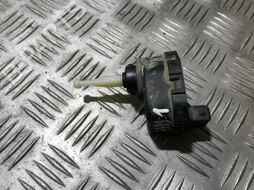 headlight-adjuster-motor-audi-a4-b5-8d2-1994-1995-1996-1997-1998-1999-2000-2001-35705530 main image