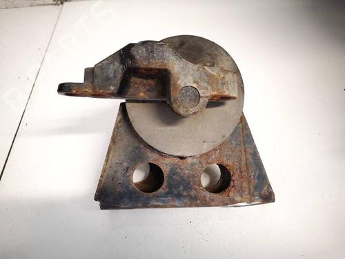 Used Engine mount NISSAN ALMERA TINO (V10) 2.2 dCi (136 hp) 32546879