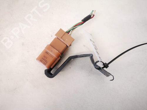 other-nissan-primera-hatchback-p12-2002-32882088 main image