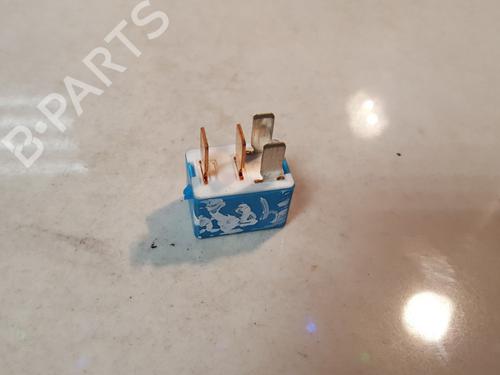 Electronic sensor TOYOTA RAV 4 II (_A2_) 2.0 4WD (ACA21, ACA20) | BP33514781M84 - Image 2