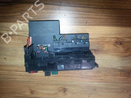 fuse-box-mercedes-benz-c-class-w203-2000-2001-2002-2003-2004-2005-2006-2007-33497230 main image