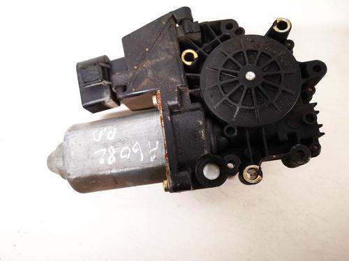 right-front-window-motor-audi-a4-b5-8d2-1994-1995-1996-1997-1998-1999-2000-2001-35558533 main image