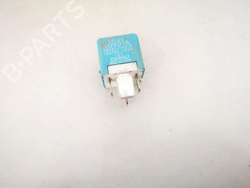 Used Electronic sensor Electronic sensor TOYOTA AVENSIS VERSO (_M2_) 2.0 D (CLM20_, CLM20R) (116 hp) 32884910 32884910