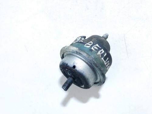 Used Engine mount Engine mount CITROËN BERLINGO / BERLINGO FIRST MPV (MF_, GJK_, GFK_) 1.6 HDI 75 (MF9HW, GJ9HWC, GF9HWC, GN9HWC) (75 hp) 33524574 33524574