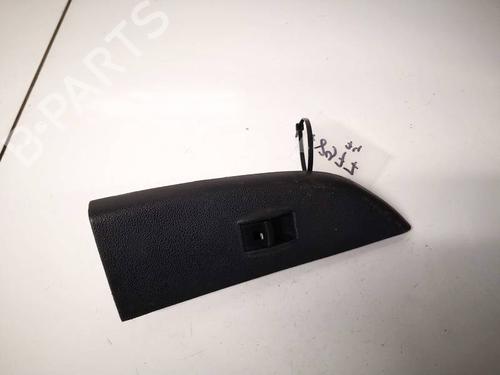 Used Switch Switch SKODA FABIA I (6Y2) 1.2 (64 hp) 32939089 32939089