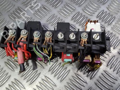 Used Fuse box Fuse box AUDI A8 D2 (4D2, 4D8) 3.7 (230 hp) 33492806 33492806