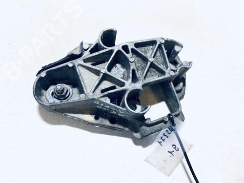 Støtte Støtte RENAULT RAPID Box Body/MPV (F40_, G40_) 1.9 D (F40R) (54 hp) 33061267 33061267