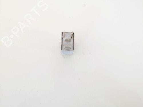 Electronic sensor VW GOLF V (1K1) 1.9 TDI | BP33065153M84 - Image 2