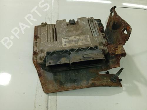 Used Engine control unit (ECU) Engine control unit (ECU) OPEL ASTRA H (A04) 1.7 CDTI (L48) (100 hp) 32535371 32535371