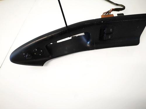 switch-audi-a4-b5-8d2-1994-1995-1996-1997-1998-1999-2000-2001-32884621 main image