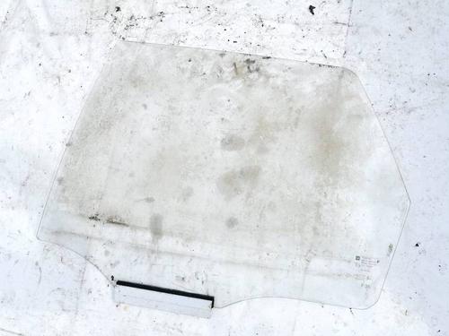 Used Rear left door window Rear left door window 35033929 35033929