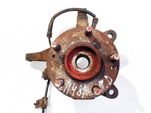 Used Right front steering knuckle Right front steering knuckle HYUNDAI SANTA FÉ I (SM) 2.0 CRDi 4x4 (113 hp) 40164315 40164315