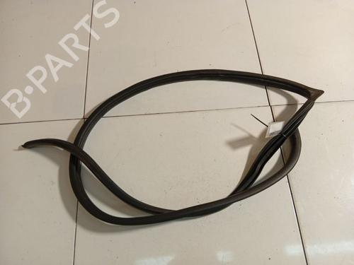 Used Rubber door seal Rubber door seal HYUNDAI i30 Estate (FD) 1.6 (126 hp) 40052157 40052157