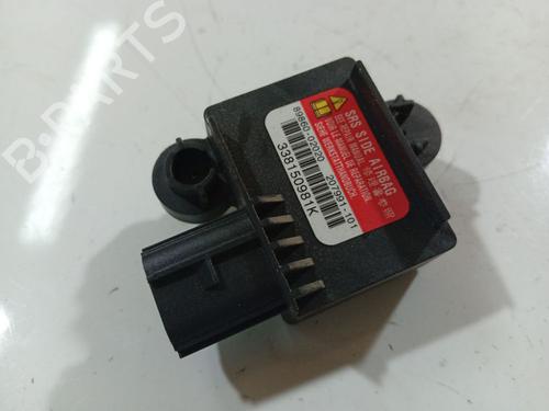 Used Electronic module Electronic module TOYOTA COROLLA Saloon (_E12_) 1.4 VVT-i (ZZE120_, ZZE120R) (97 hp) 32542392 32542392