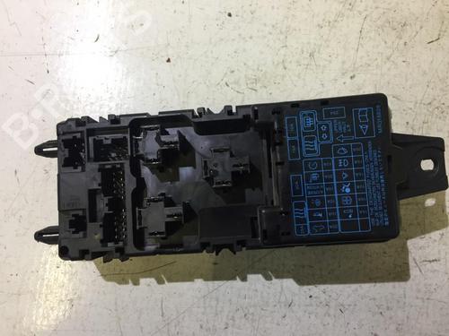 Used Fuse box Fuse box MITSUBISHI CARISMA (DA_) 1.6 (DA1A) (99 hp) 33482367 33482367