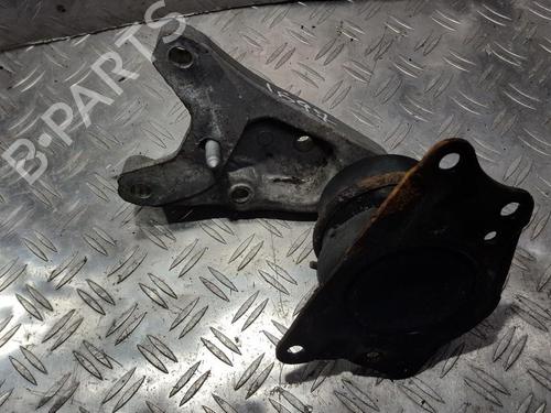 Used Engine mount Engine mount VW POLO IV (9N_, 9A_) 1.2 12V (69 hp) 33482757 33482757