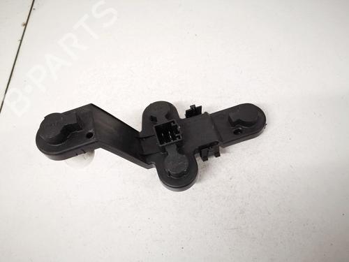 lamp-holder-volvo-s60-i-384-2000-2001-2002-2003-2004-2005-2006-2007-2008-2009-2010-35433638 main image