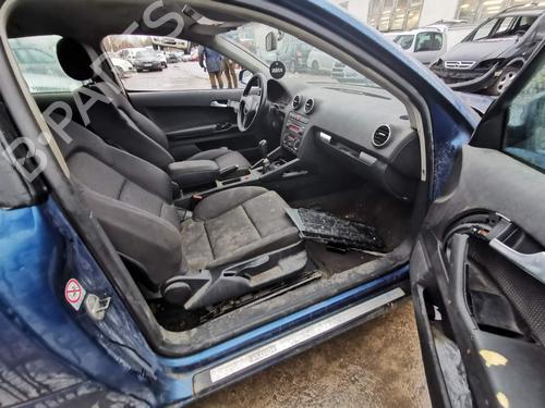 Fuse box AUDI A3 (8P1) 1.9 TDI | BP32541773E1 