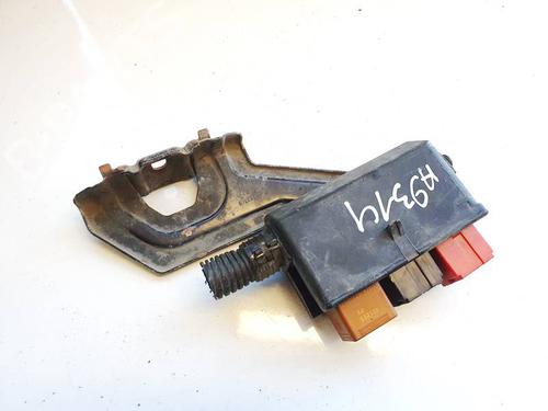 fuse-box-opel-meriva-a-mpv-x03-2003-2004-2005-2006-2007-2008-2009-2010-32966172 main image