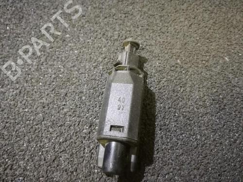 Used Electronic module Electronic module VW GOLF IV (1J1) 1.4 16V (75 hp) 35653820 35653820