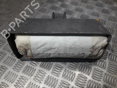 Used Passenger airbag Passenger airbag CHRYSLER VOYAGER IV (RG, RS) 2.5 CRD (141 hp) 33499688 33499688