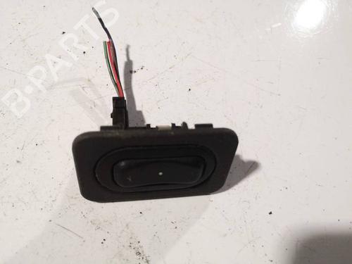 Used Switch PEUGEOT 307 (3A/C) 2.0 HDi 90 (90 hp) 32579212