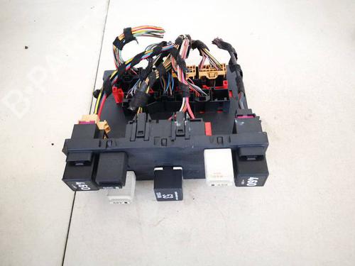 Used Fuse box Fuse box SKODA OCTAVIA II (1Z3) 1.9 TDI (105 hp) 32946185 32946185