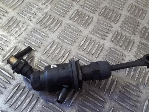clutch-slave-cylinder-nissan-note-e11-ne11-2005-2006-2007-2008-2009-2010-2011-2012-2013-35685600 main image