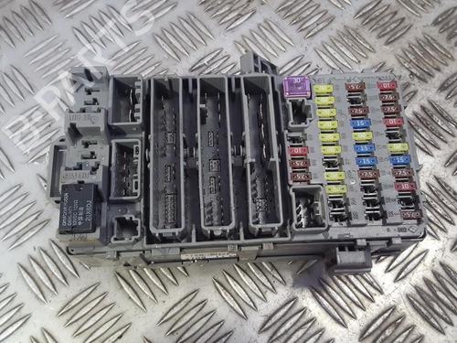Used Fuse box Fuse box HONDA CR-V III (RE_) 2.2 i-CTDi 4WD (RE6) (140 hp) 33495993 33495993